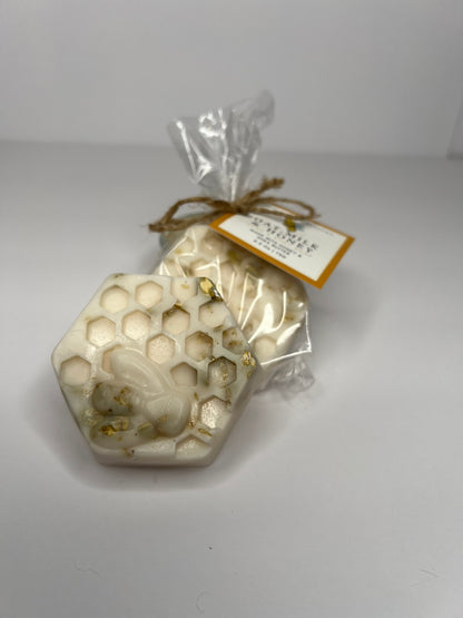 Oat Milk & Honeycomb Body Soap